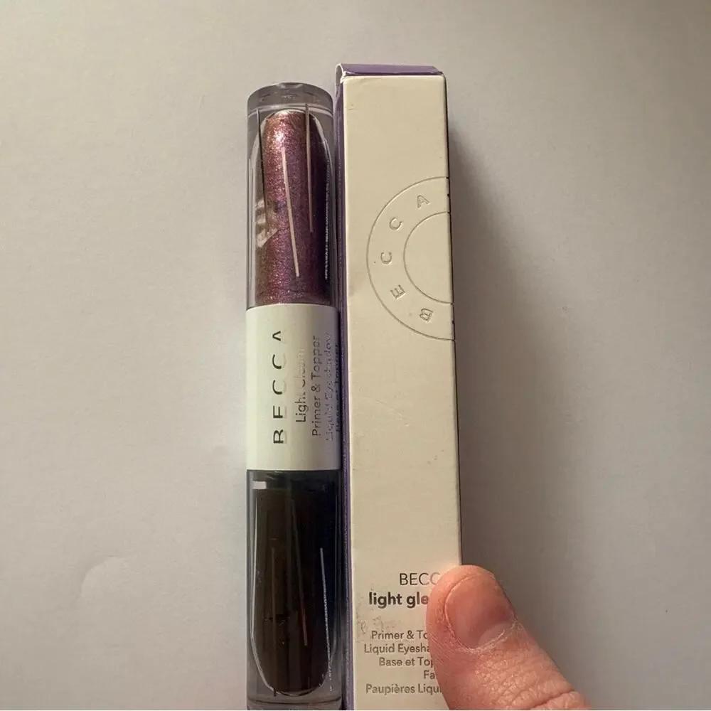 NWT becca light gleam liquid eye shadow primer and topper in shade laser